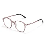 Грязь пурпурно-розового цвета