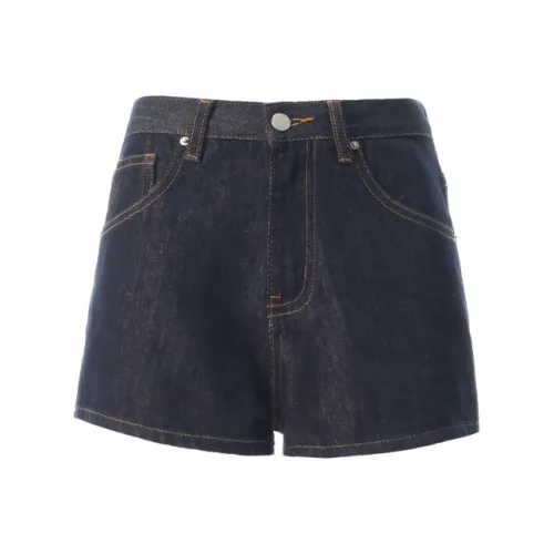 Розовые женские джинсовые шорты