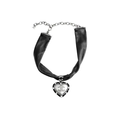 CHANEL Ожерелья Черные Женские