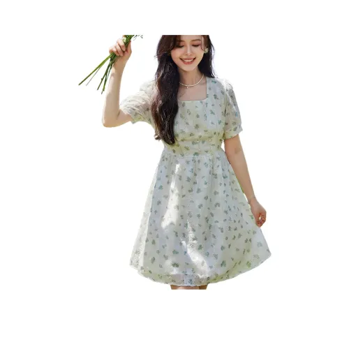 VICTORIA VERA Короткий рукав Платье Женское Бежевый