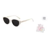 Экрю, кошка, белая рамка