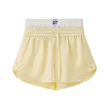 Светло-желтый