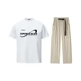 Белый топ + абрикосовые штаны