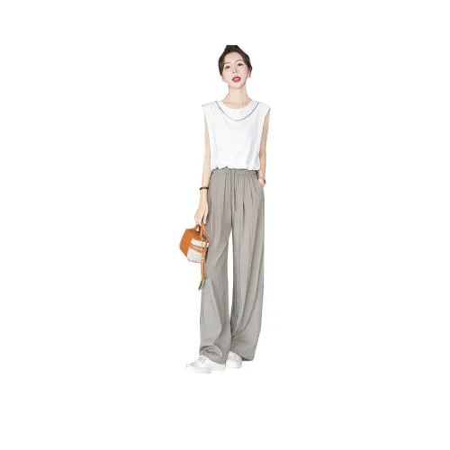 Cypress House Повседневный Костюм Женская Белая Рубашка и Серый Кофейный Низ