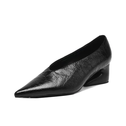 BEBE Высокие каблуки Женские