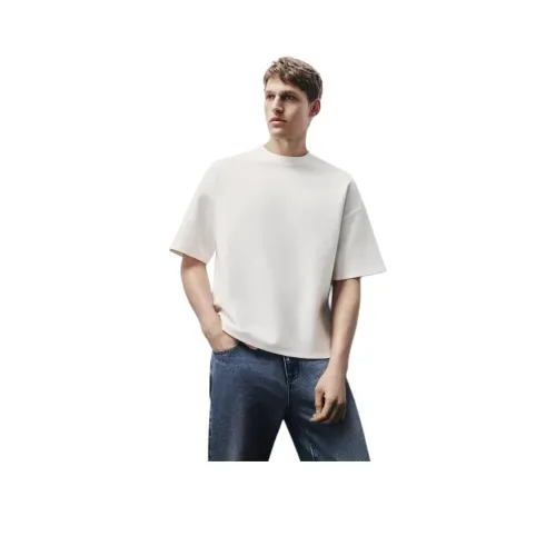 URBAN REVIVO T-рубашка мужская натуральный белый