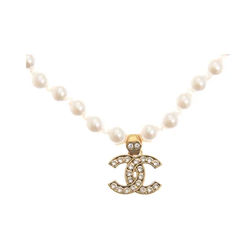 CHANEL Металлические ожерелья Женские