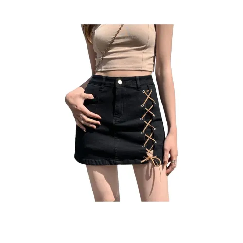 PIERRE CARDIN Джинсовые короткие юбки Женские