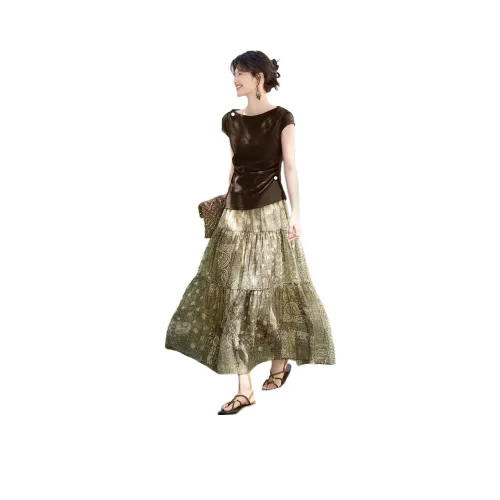 XWI Кофе Женские Комплекты с юбкой