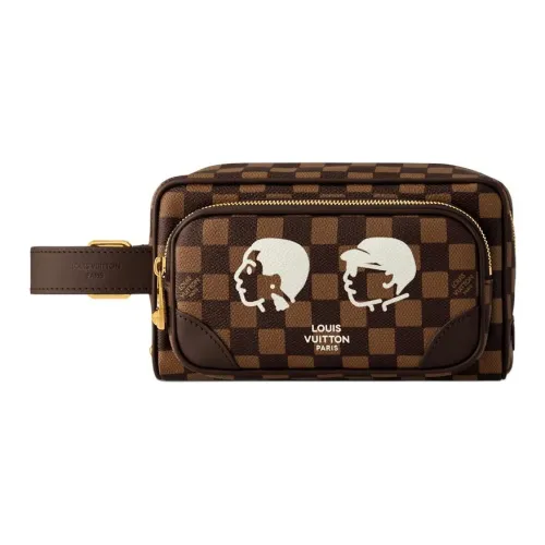 LOUIS VUITTON NIGO Collaboration Dopp Kit Damier Friendship Покрытый холст Клатч Мужской Коричневый