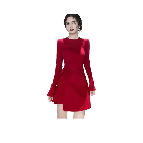 Daisy Длинное платье с длинными рукавами женское красное