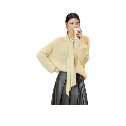 BBLLUUEE Свитер Женские AUTUMN Лунно-желтый