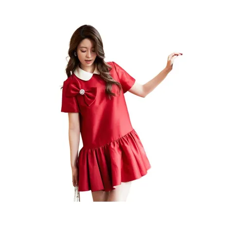 AIVEI Короткое платье с короткими рукавами женское