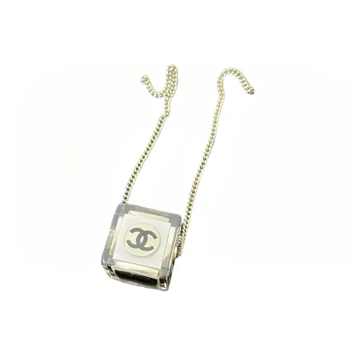 CHANEL Металлические ожерелья Белый Женские