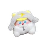 Белый кот, яйцо