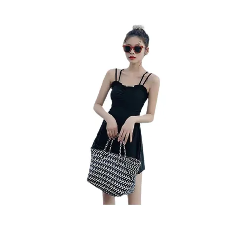 Женские наборы купальников MM