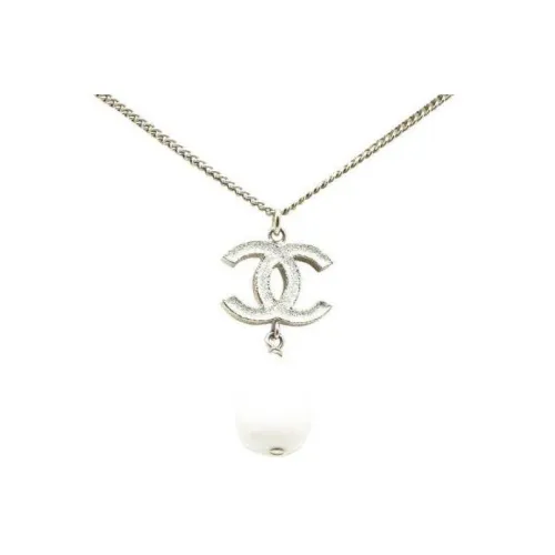 CHANEL Ожерелья Женские