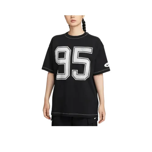 NIKE Черные Женские Футболки