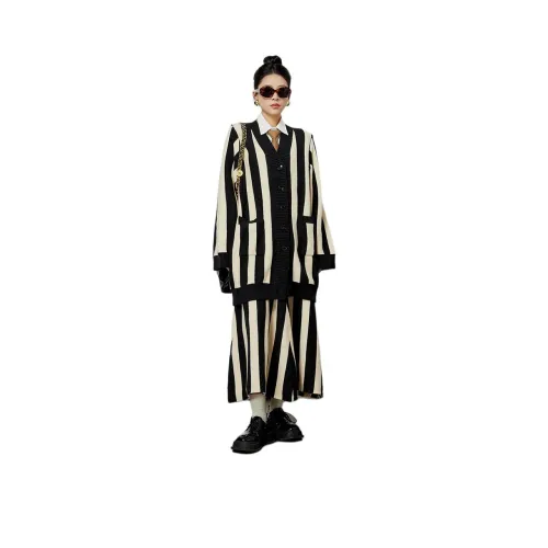 Weekly Комплект с юбкой Женские Полосы