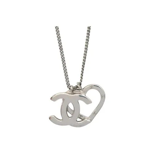 CHANEL Серебристый с сердечным дизайном ожерелья женский серебряный