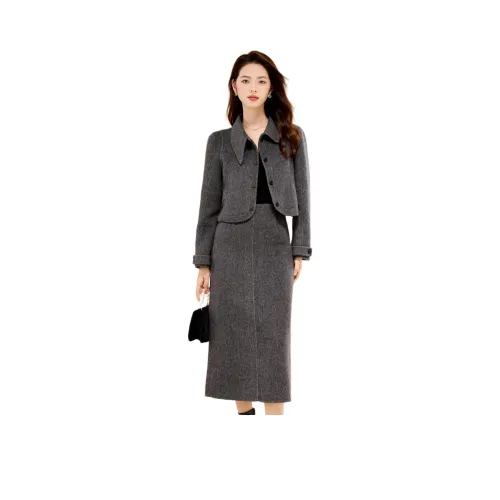 Fele.d Женские комплекты с юбкой