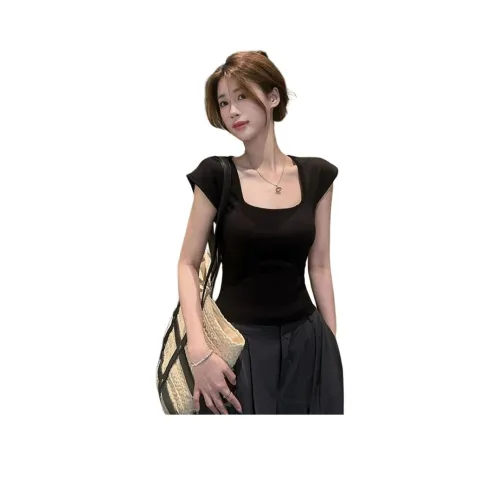 Aimilian Женские футболки