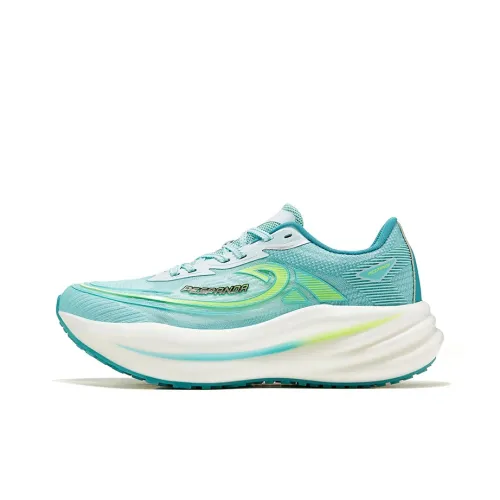 PES PANDA Беговые кроссовки Low Top Унисекс