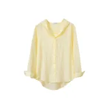 Светло-желтый