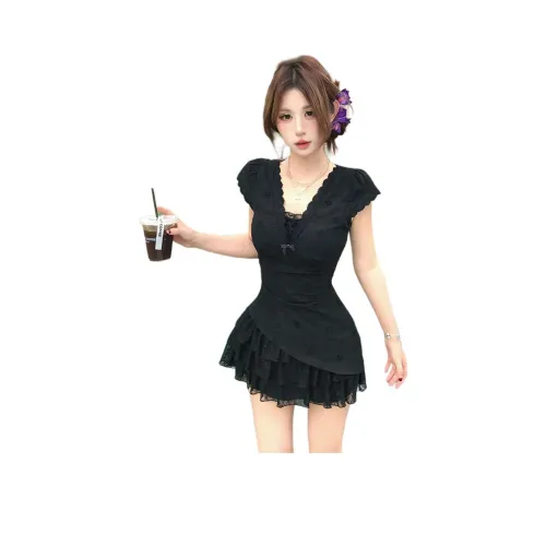 GRAYISMOON Короткое платье с короткими рукавами женское