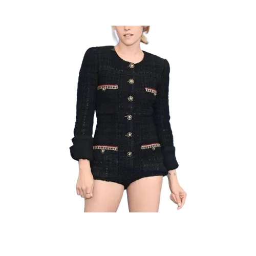 CHANEL 21A Куртки и Пальто Женские Черные