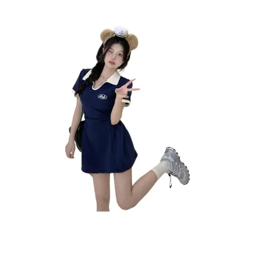 Цвет изображения: Женские короткие платья с рукавами