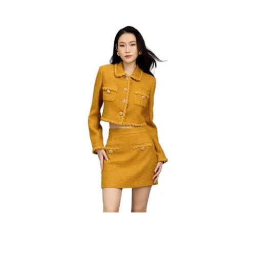 BEBE Куртки и Пальто Женские Имбирно-Желтые