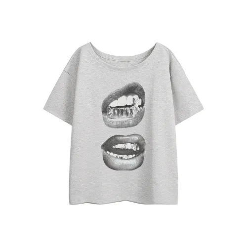 YEP Женские футболки