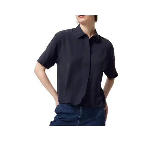 UNIQLO Темно-синие Женские Рубашки