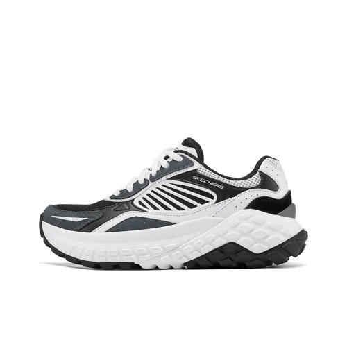 Skechers Monster Slip Resistant Abrasion Resistant Low Top Casual City Commute Running Shoes Women's Black White