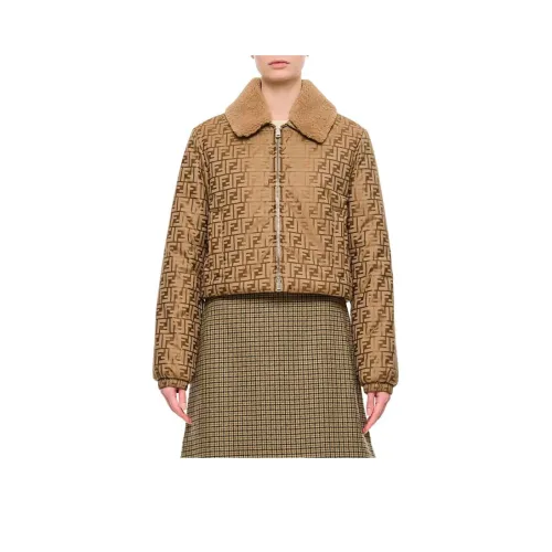 FENDI Куртки и Пальто Женские Бежевые