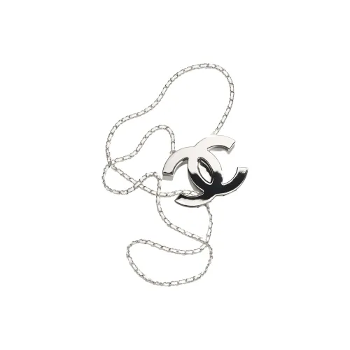 CHANEL Металлические ожерелья Женские
