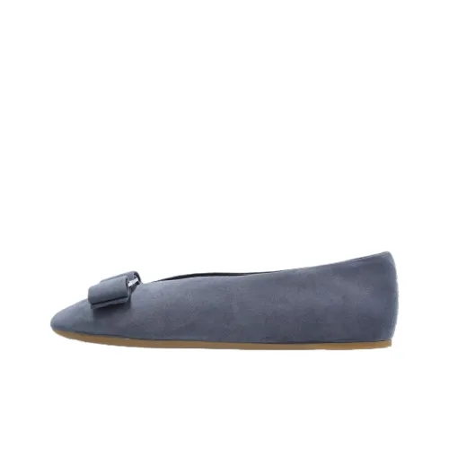 Ferragamo Vara Женские повседневные туфли Женские