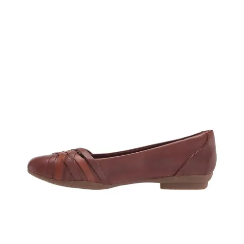 Clarks Женские повседневные туфли, бургундский цвет, женские