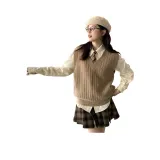 Жилет коричневого цвета