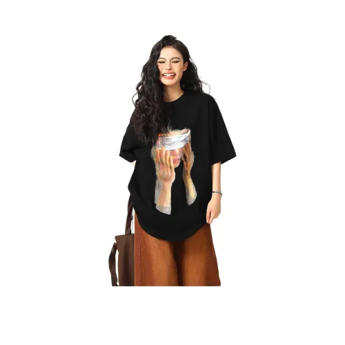 AN Женские футболки