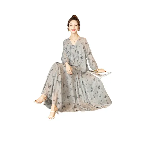 Cypress House Комплект с юбкой Женские Серый Зеленый Бабочка