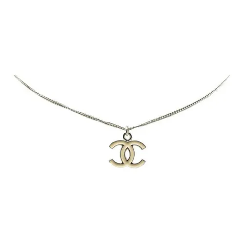 CHANEL Серебряные ожерелья Women's Silver