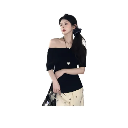 The Temptation Of The Muse T-Shirt Женская