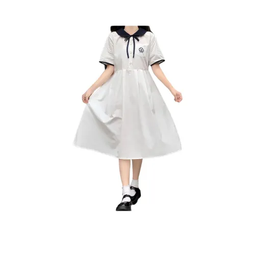 Dale Beauty Short Sleeved Dress Women's