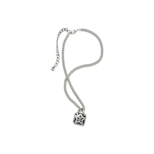 CHANEL Металл Смола Стразы Crystal Necklaces Женское Серебро