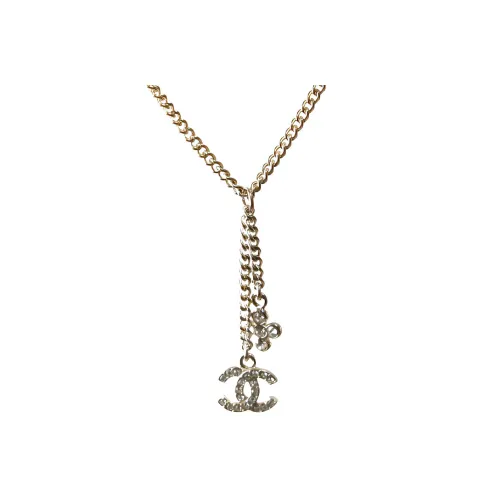CHANEL Ожерелья Женские