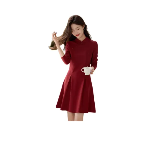 Mo Han Yi Mei Длинное платье с длинными рукавами женское ягодно-красного цвета