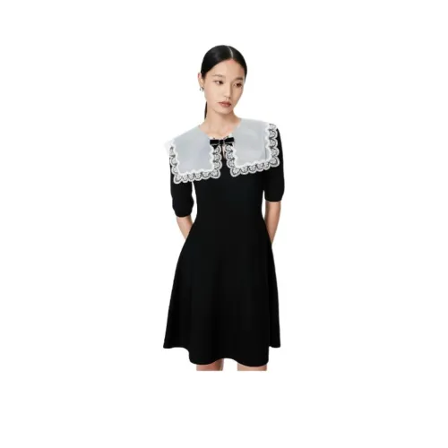 Caroline Короткий рукав Платье Женское Черное