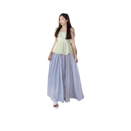 INNI Женские Комплекты с юбкой